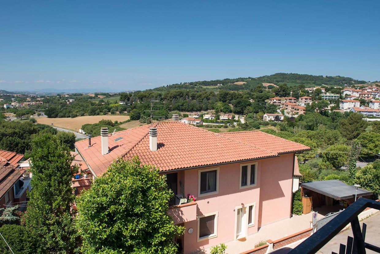 S270 - Sirolo, Quadrilocale In Centro Con Vista Panoramica Apartment Luaran gambar